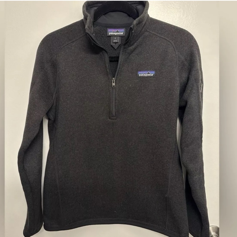 Patagonia 1/4 zip- Size small